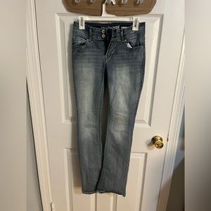 Lucious curvy wallflower jeans
